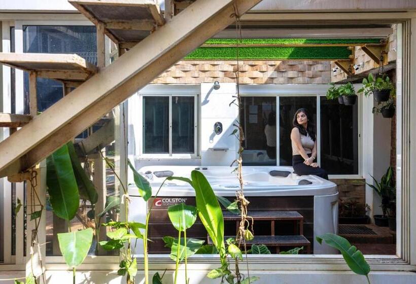 منتجع Ayurkutir Villa By Stayvista   Pool, Gym, And Snooker Table For Your Ultimate Relaxation And Enterta