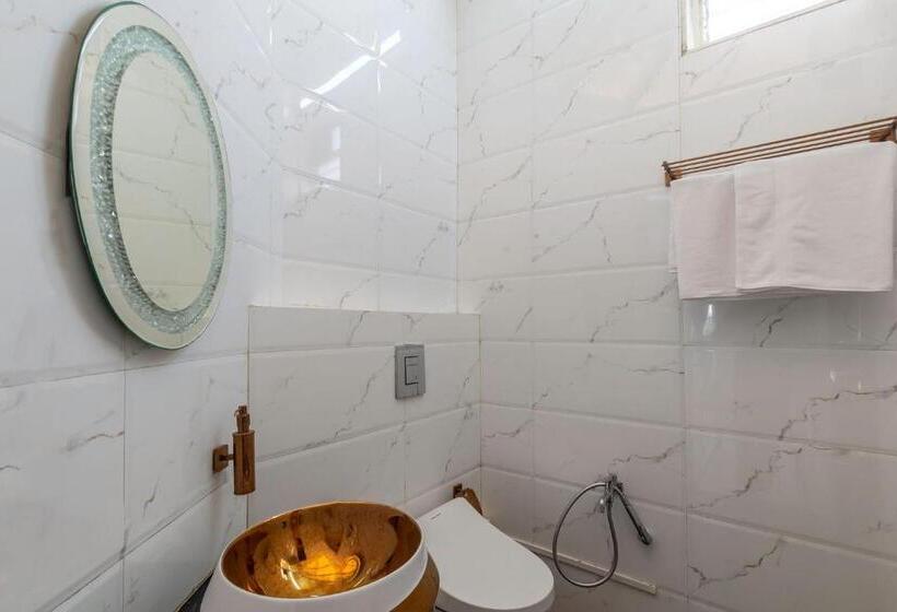 منتجع Ayurkutir Villa By Stayvista   Pool, Gym, And Snooker Table For Your Ultimate Relaxation And Enterta