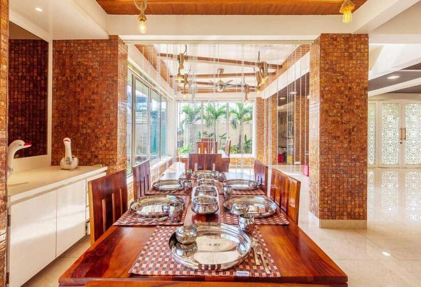 منتجع Ayurkutir Villa By Stayvista   Pool, Gym, And Snooker Table For Your Ultimate Relaxation And Enterta