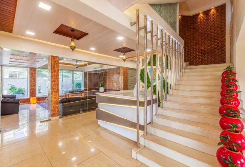 منتجع Ayurkutir Villa By Stayvista   Pool, Gym, And Snooker Table For Your Ultimate Relaxation And Enterta