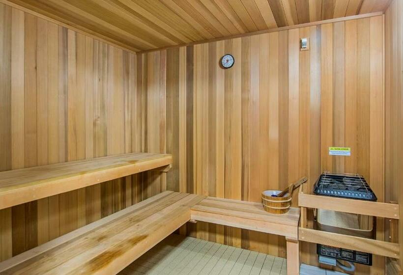 Suitesrus Apart  At Miracle Mile