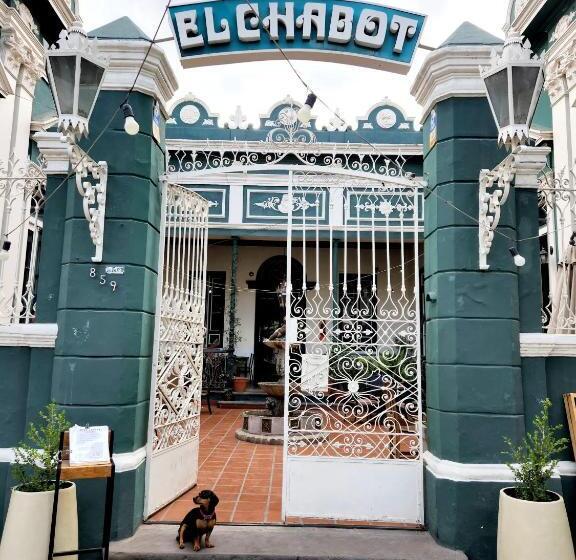 هاستل El Chabot Fan