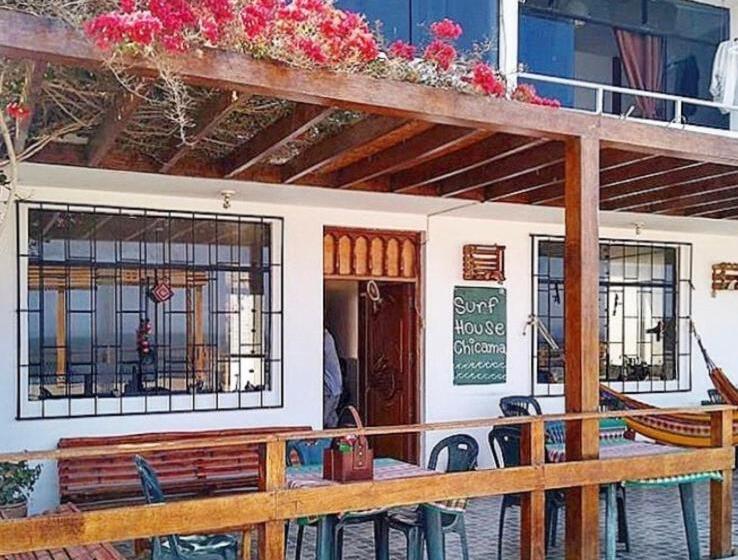 هاستل Surf House Chicama