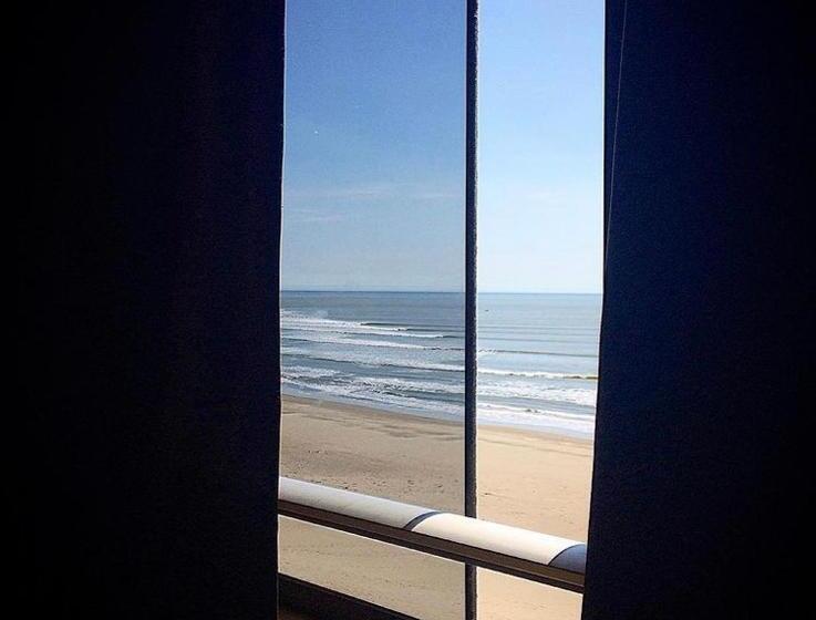 هاستل Surf House Chicama