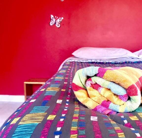 هاستل Surf House Chicama