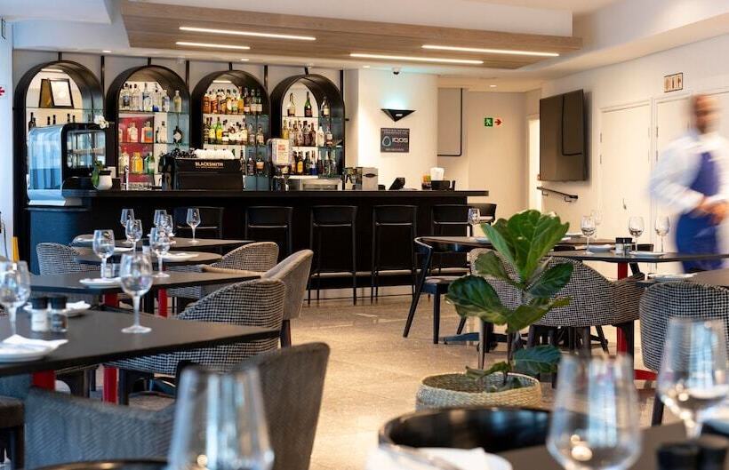 Anew Hotel Green Point Cape Town