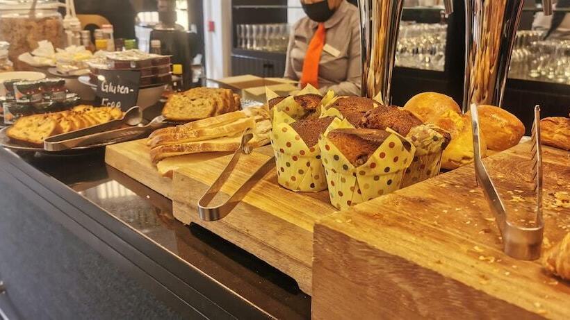 Anew Hotel Green Point Cape Town