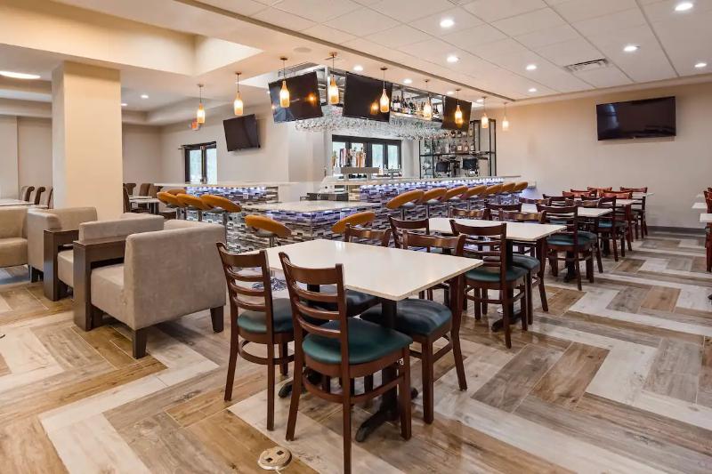 בית מלון כפרי Manhattan, Bw Signature Collection