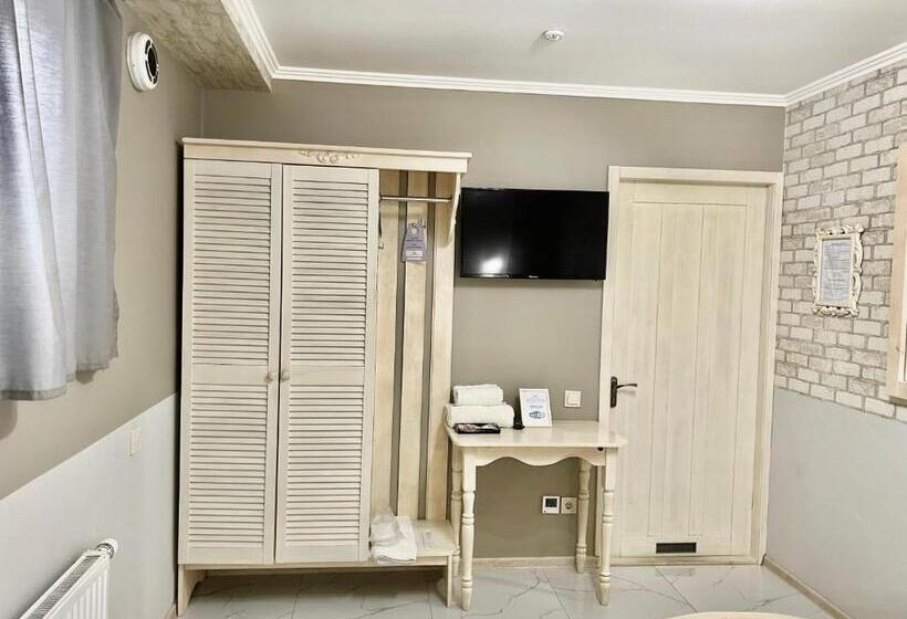 هتل Budget Family