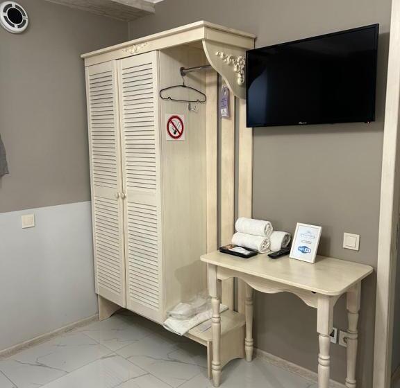 هتل Budget Family