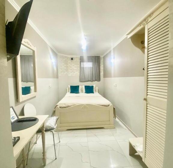 هتل Budget Family