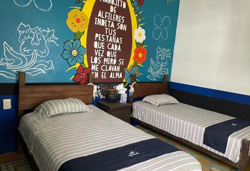 Chuchumbé Hotel & Hostal