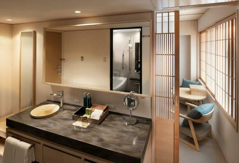 Отель Doubletree By Hilton Kyoto Higashiyama