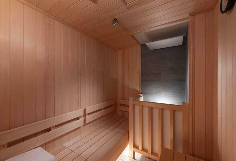 Отель Doubletree By Hilton Kyoto Higashiyama