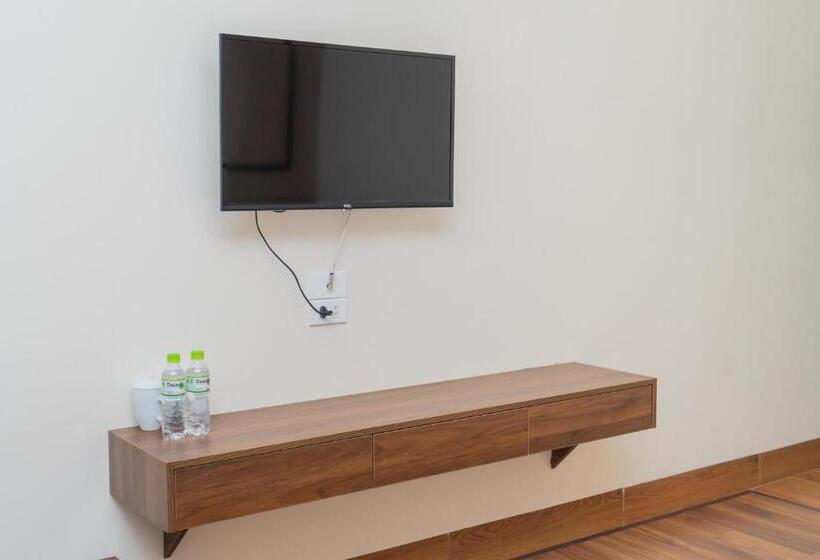 هتل Khách Sạn Hoàng Yến