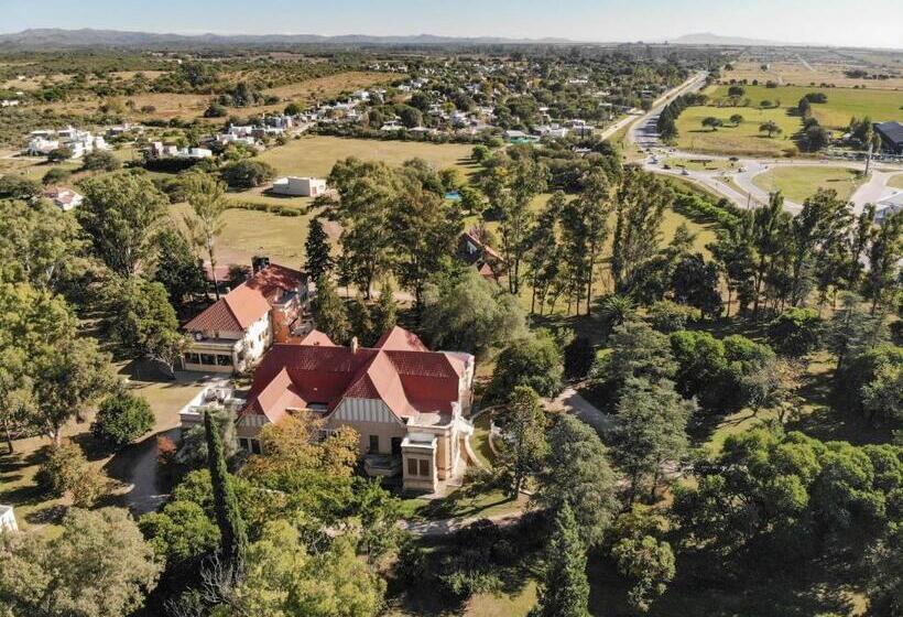 فندق Mariapolis Alta Gracia