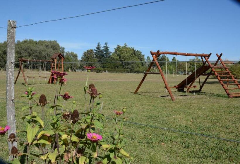 فندق Mariapolis Alta Gracia