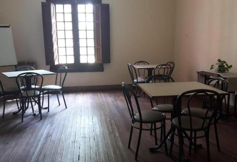 فندق Mariapolis Alta Gracia