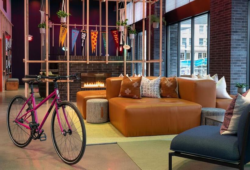 فندق Moxy Portland Downtown