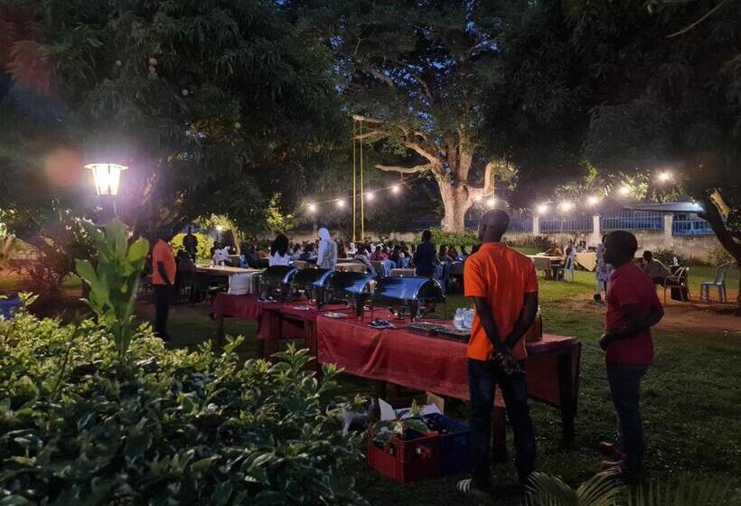 هتل Northern Pearl