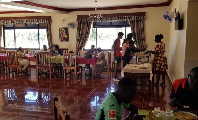 هتل Northern Pearl