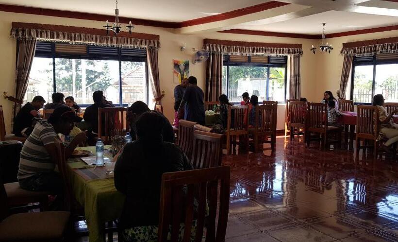 هتل Northern Pearl