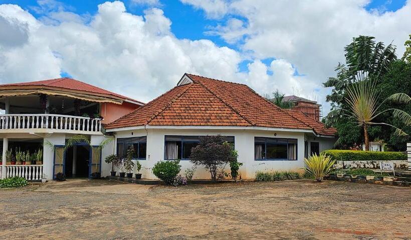 هتل Northern Pearl