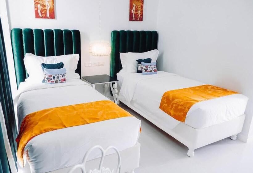 هتل Our Story Boutique