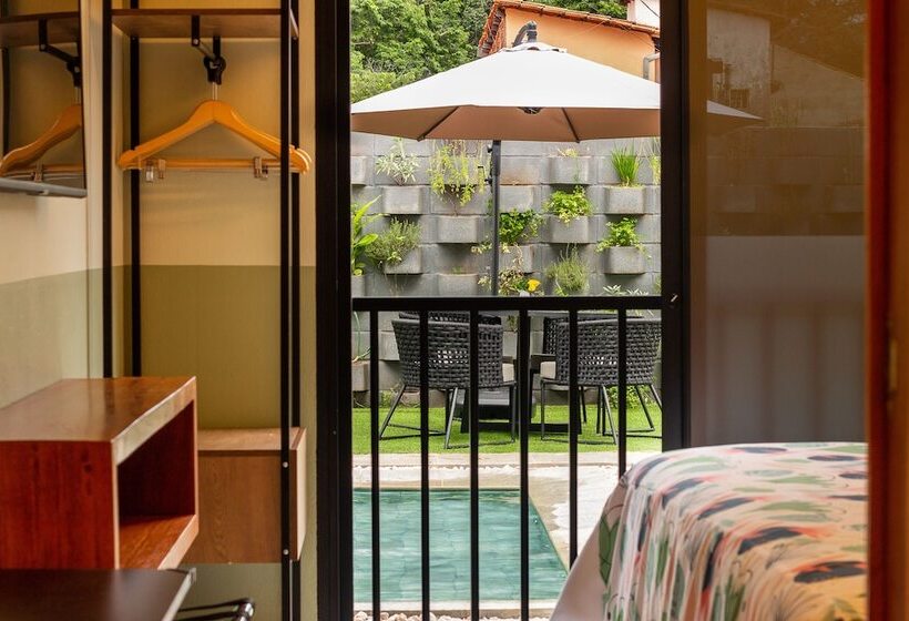 호텔 Pousada Flores Do Carmo