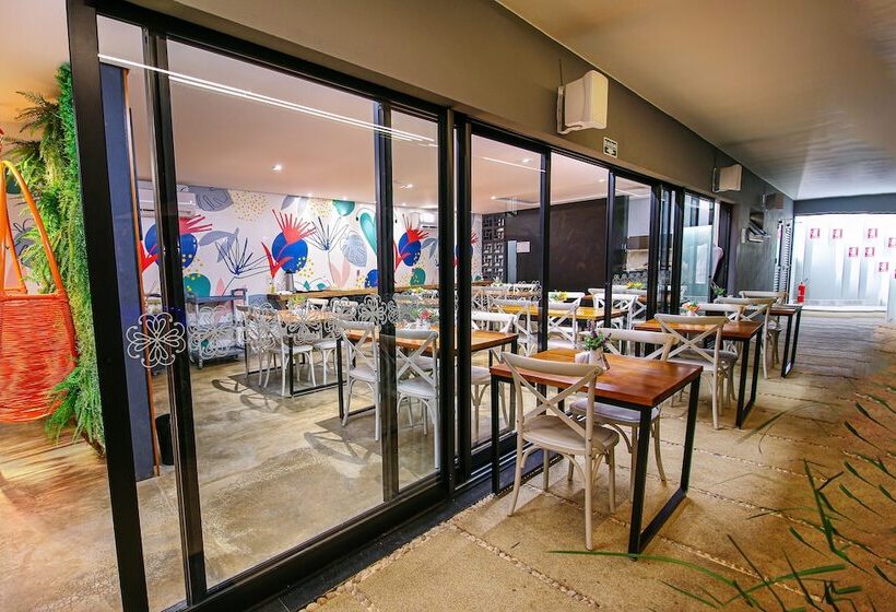 호텔 Pousada Flores Do Carmo