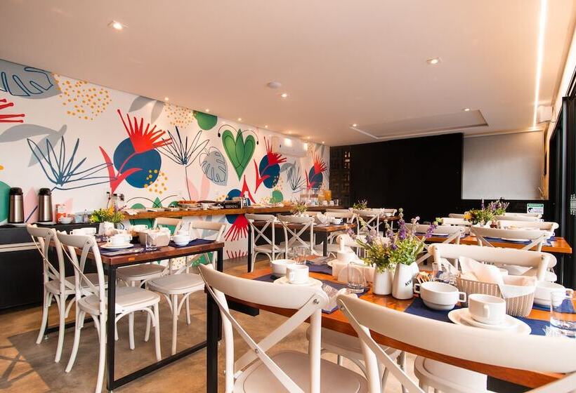 호텔 Pousada Flores Do Carmo