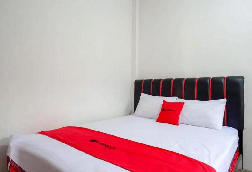 호텔 Reddoorz Syariah Near Universitas Jenderal Soedirman 2