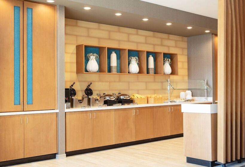 فندق Springhill Suites By Marriott Ames