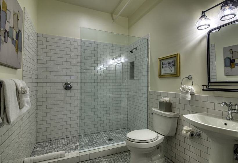 בית מלון כפרי The Clinkscale