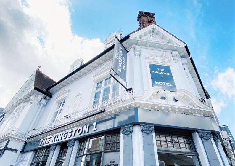 호텔 The Kingston 1