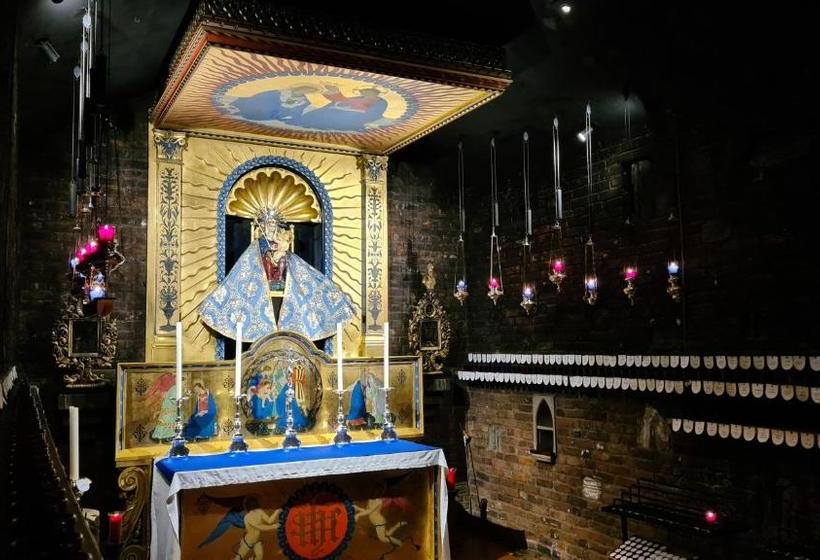 فندق The Shrine Of Our Lady Of Walsingham