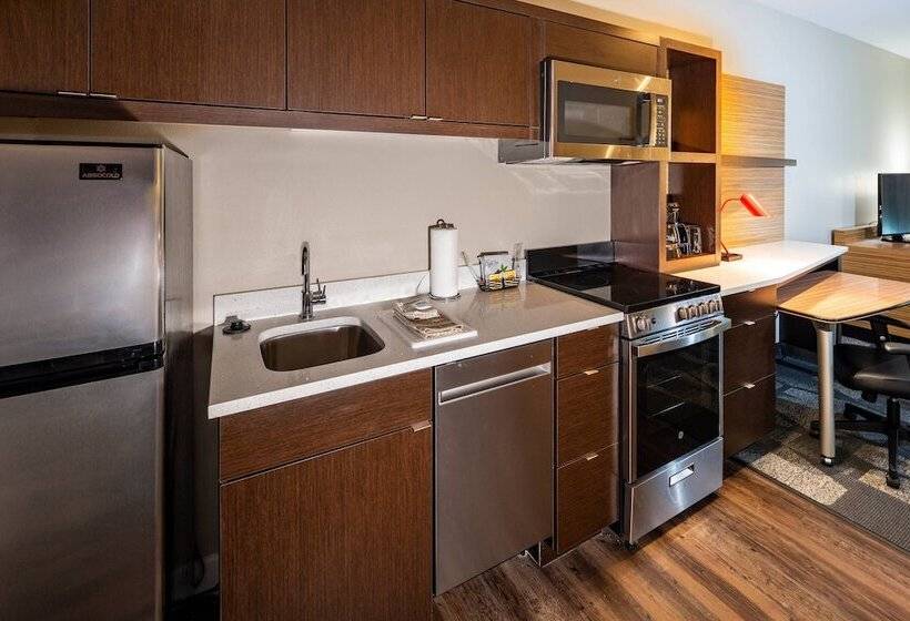 فندق Towneplace Suites By Marriott Fort Mill At Carowinds Blvd