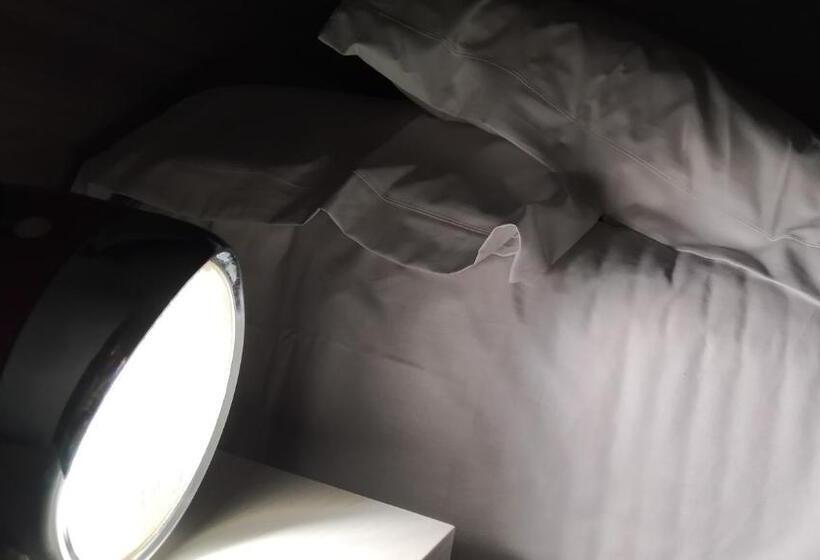 بنسيون Garage Con Camere