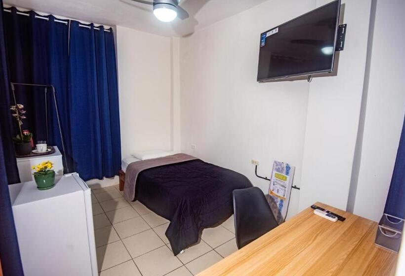 پانسیون Gran Imperial Avenida