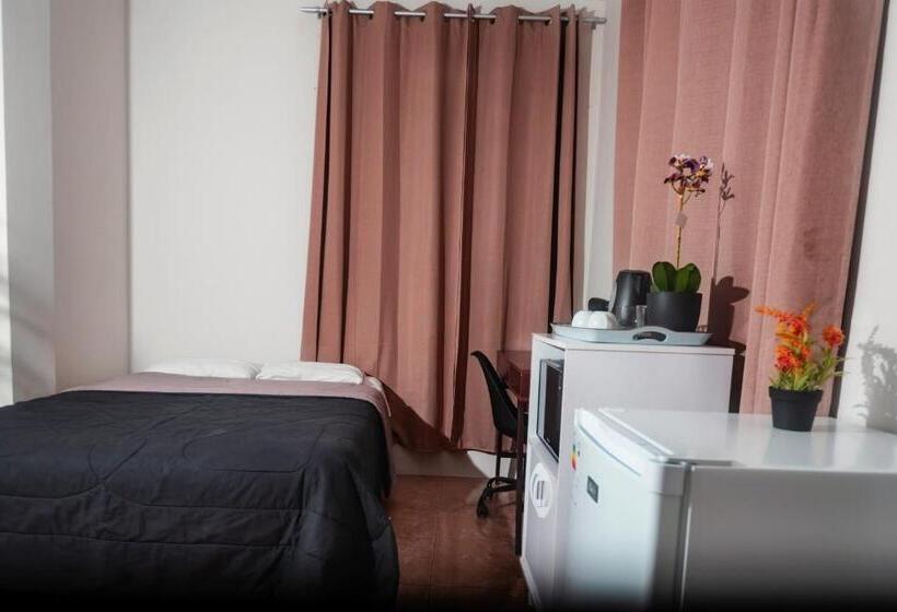 پانسیون Gran Imperial Avenida