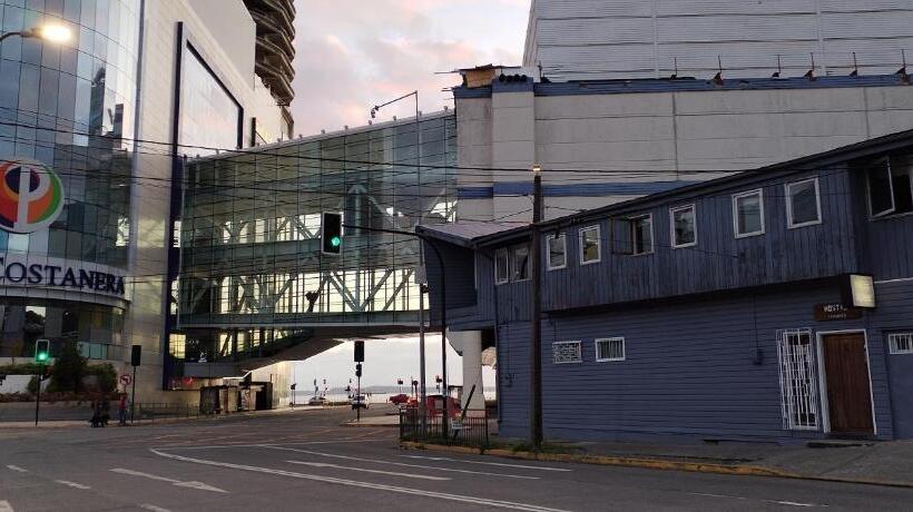 بنسيون Hostal Copiapó Puerto Montt