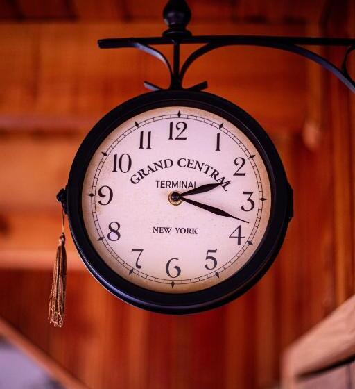 פנסיון Hostal La Casita Del Bajo