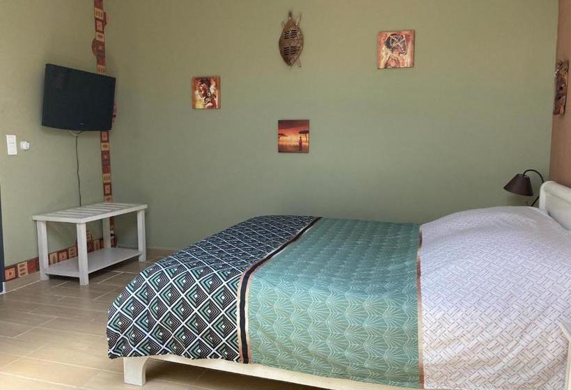 פנסיון La Maison Des Alpilles