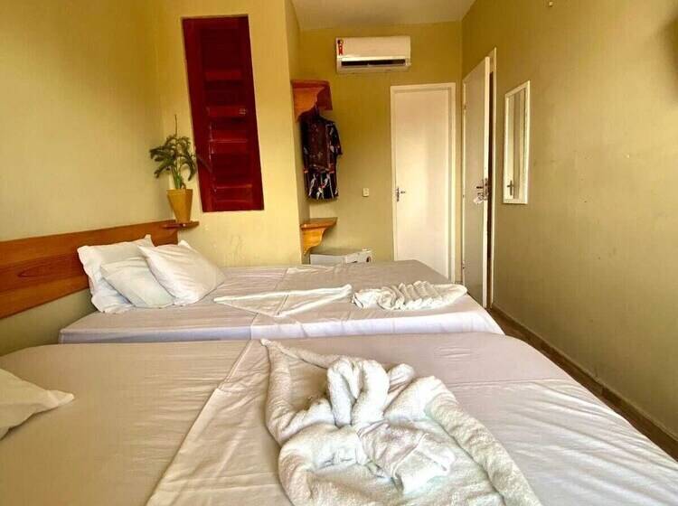 پانسیون Pousada Aguia Da Vila