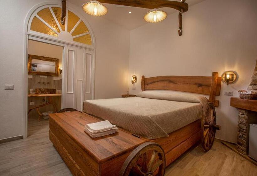 펜션 Vincent House Boutique