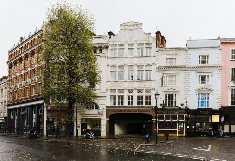 Stayinn Trafalgar Square