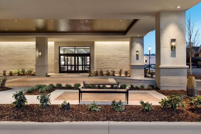 Valley Hotel Homewood Birmingham, Curio Collection By Hilton