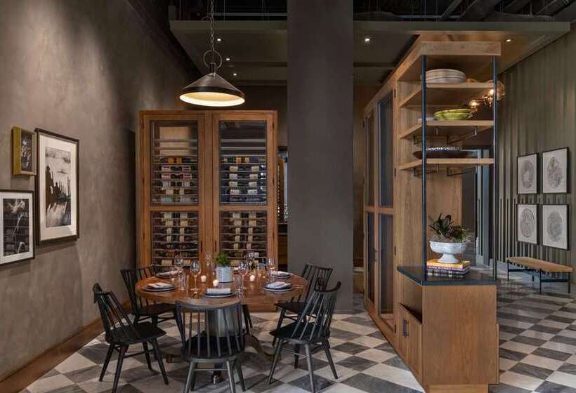 Valley Hotel Homewood Birmingham, Curio Collection By Hilton