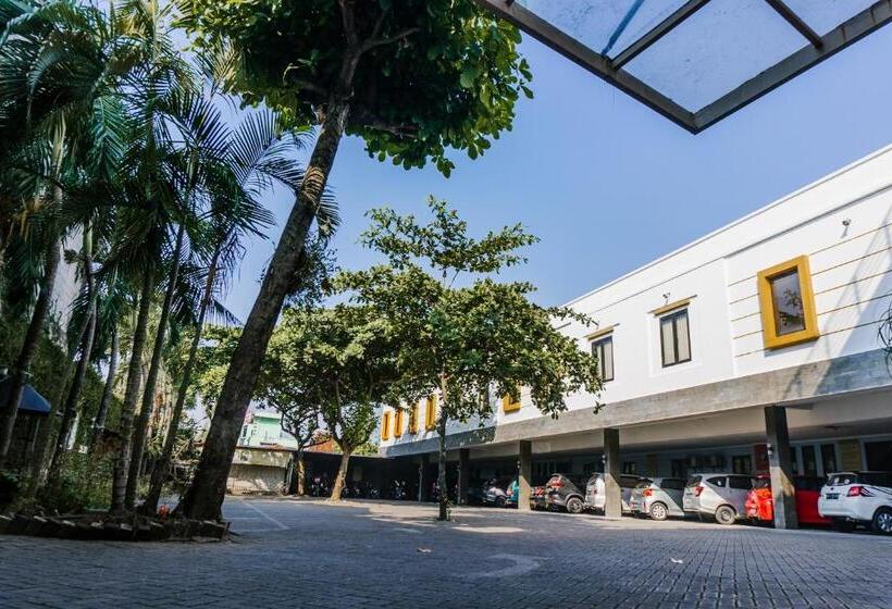 Votel Hotel Tulungagung