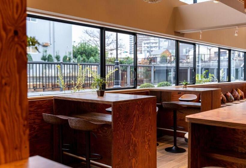 Wise Owl Hostels River Tokyo